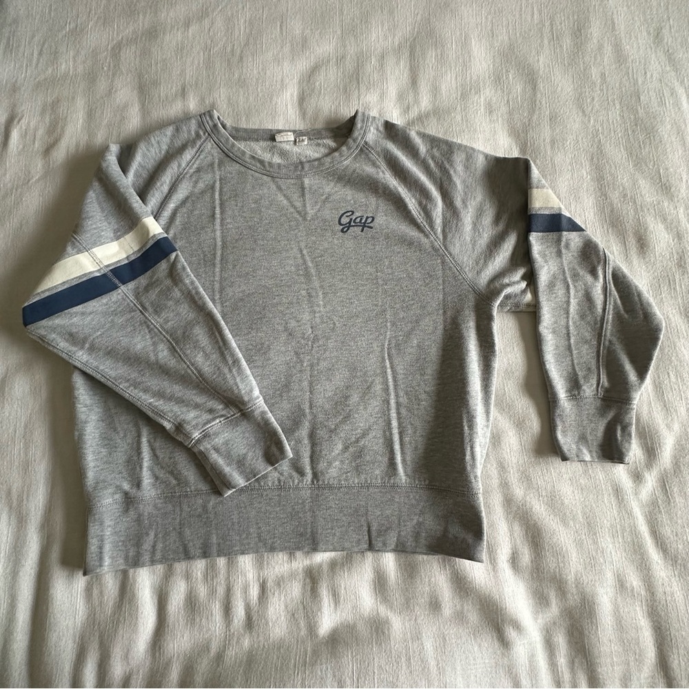 Gap Pullover Sweatshirt Womens M Cursive Logo Crewneck Striped Sleeve Y2K Retro